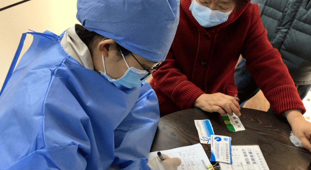 梅州24小时套医保卡回收商家(急用钱24小时医保提取)